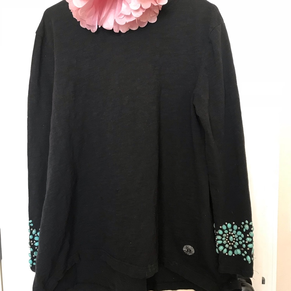 V neck long sleeve tunic Double D Ranch